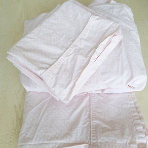 Bloomingdale's Full size beddings